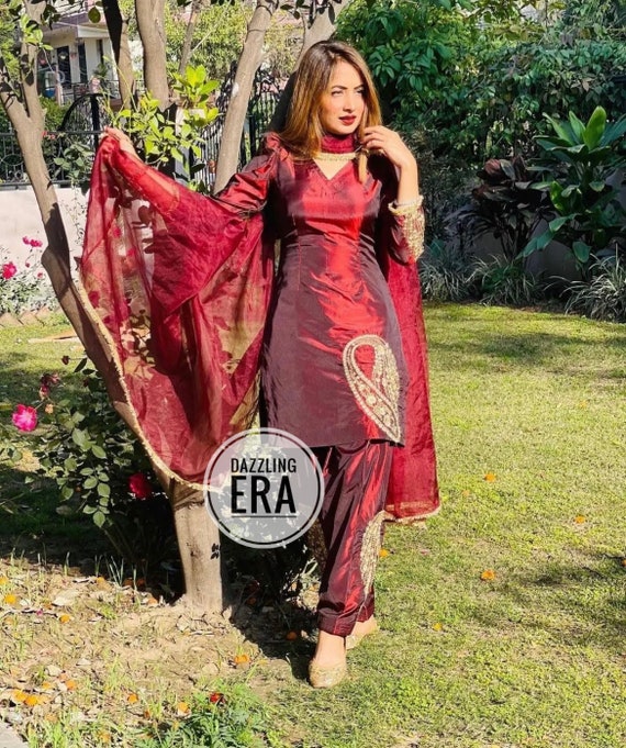 Buy Teen Girls Maroon Georgette Embroidered Layered Gharara Suit Festive  Wear Online at Best Price | Cbazaar