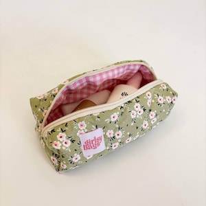 Green Floral Pencil Case - Quilted Pencil Case - Small Pencil Case - Green Pencil Pouch - Green Zipper Pouch