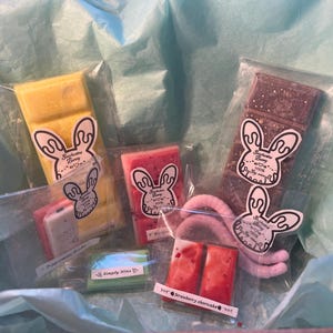 Wax melt mystery box - random scents - soy wax - Suprise