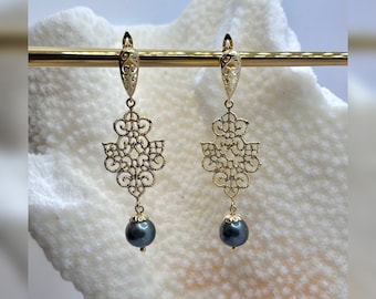 Boucles d’oreilles avec perles de Tahiti, Boucles  d'oreille tendance, Boucles d’oreilles faites à la main , Boucles d'oreille chics