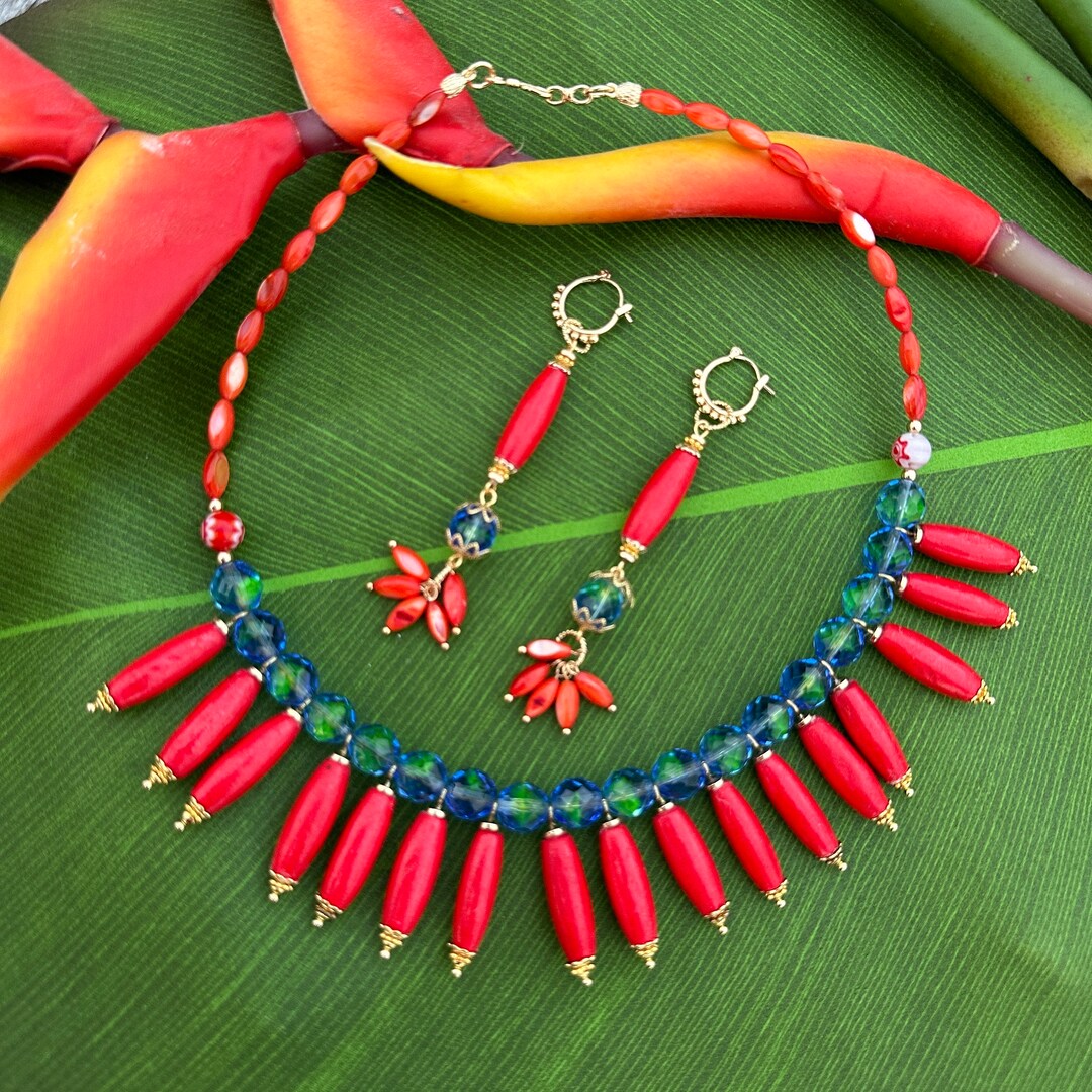 Collier Plastron Et Boucles D'Oreilles Créoles En Acrylique - Set Bijou Femme Moderne Et Élégant