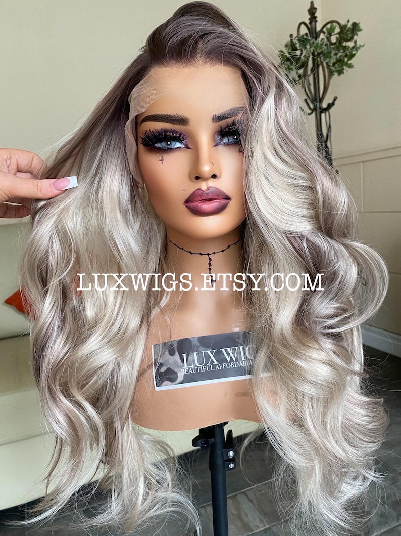 Espresso. Balayage Mensch Synthetische Mischung. Platinblonde und Dunkelbraune Lace Perücke. 28 Zoll lange Perücke. Lockige Geschichtete Lange Blonde Perücke Bild 1
