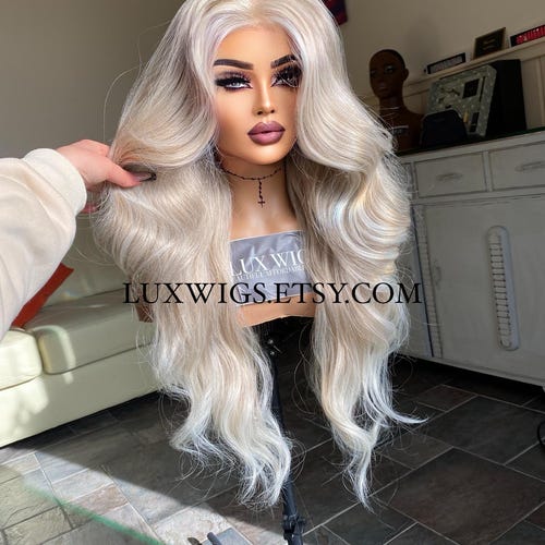 Women\'s light blonde Glueless Synthetic Lace Front Pre-Plucked Hairline 28 Inch Sasha 28” Blonde Curved T-part Lace Front Wig – Glueless  main image 3