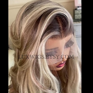 Amanda Blonde Balayage 13×4 Glueless Lace Front Wig – 28″ Long Waves, Heat‑Resistant Synthetic, Natural Hairline, 200% Density