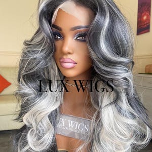 Lyanna 28” Black Lace Front Wig – Glueless 13×4 Body Wave, Platinum Blonde Highlights, Pre-Plucked Hairline, Heat Safe