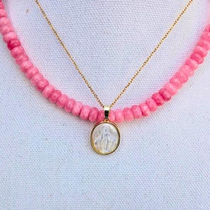 Pearl Necklace Gold Jewelry Set Layered Necklaces Jesus Sacred Heart Virgin Mary Pearl Pendant Stack Necklaces for Women Christian Gifts