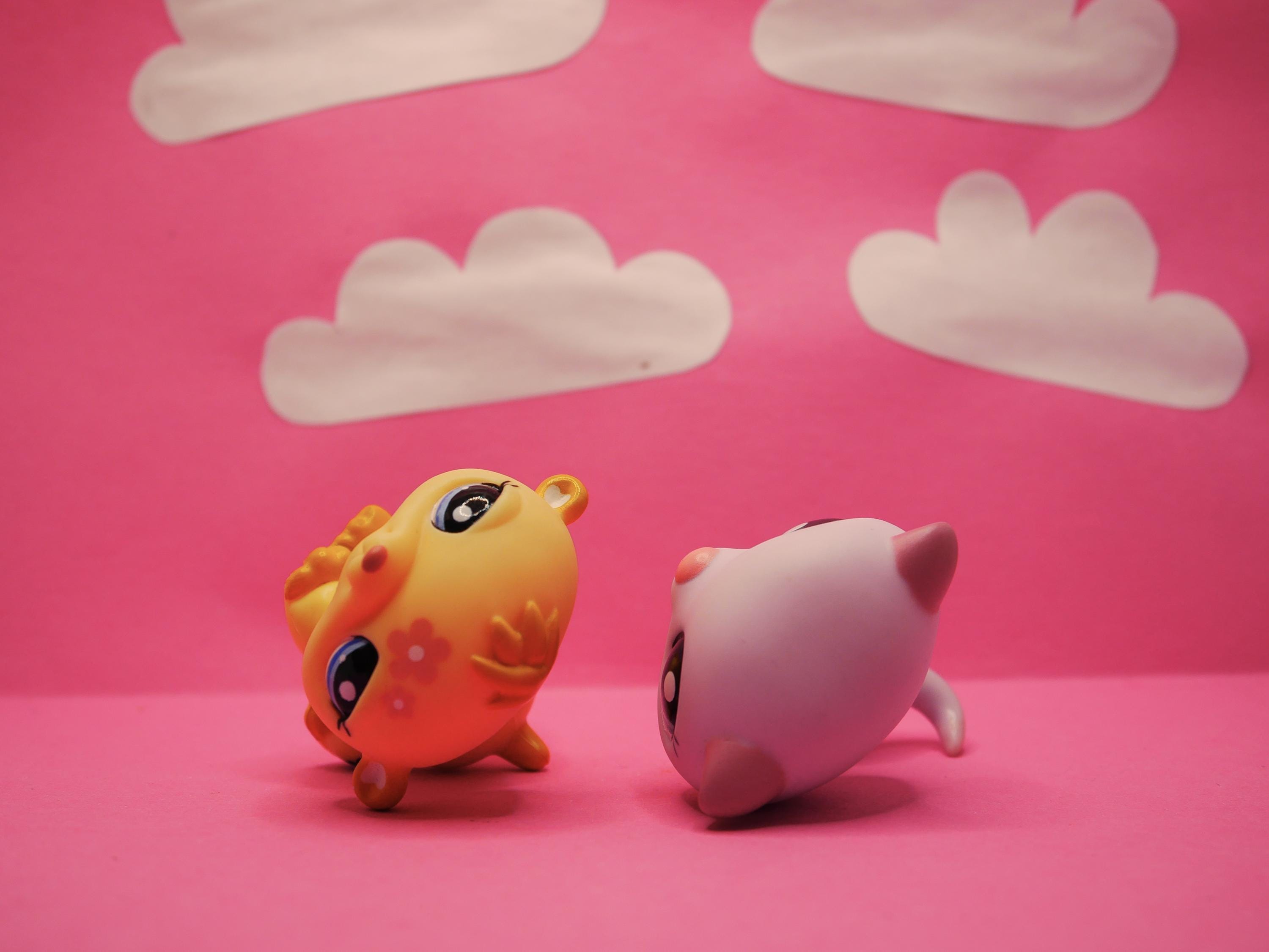 Littlest Pet Shop Pink Otter #2039 Hamster With Flower #2040