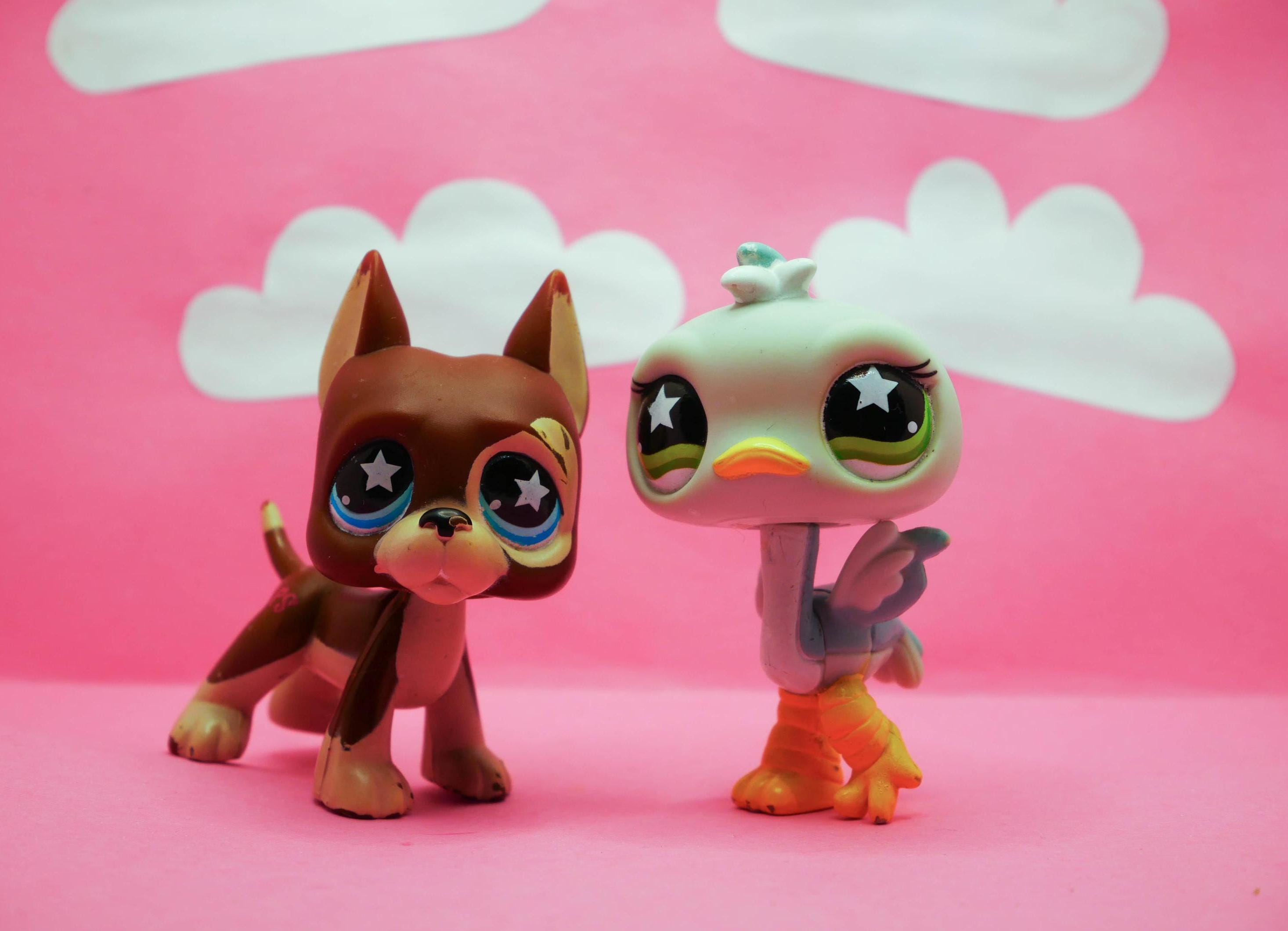 Littlest Pet Shop Great Dane Star Eyes #817 Blue Ostrich #818 Duo Set Vintage Nostalgia Toy LPS