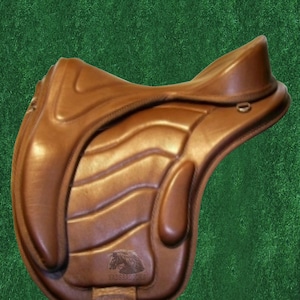 Treeless Freemax Horse Leather Tan Softy Saddle 14 inch to 19 inch With Matching Girth Free Ship.