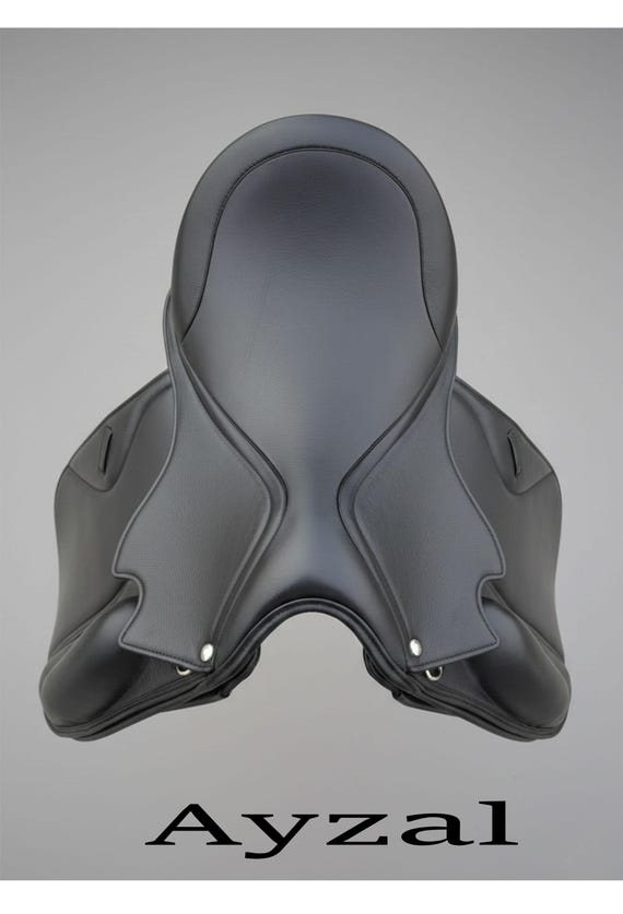 Selle De Dressage En Cuir Noir - Taille 18 Pouces (du 14 Au 18 Dispo) - Fusion Enterprises - Neuf