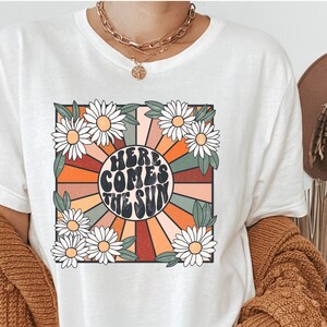Here Comes The Sun, Positive Energy, Summer Graphics Tee Here Comes The Sun, Positive Energy, Summer Graphics Tee