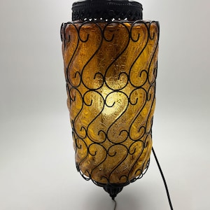 MCM Crackle Amber Hanging Chain Swag Lamp 1960s-70s Hollywood Regency