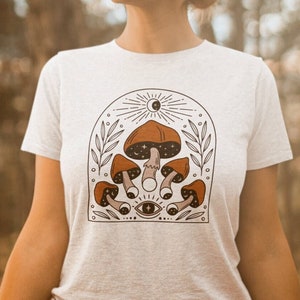Aesthetic Mushroom Shirt, Cottagecore Shirt, Goblincore Shirt Nature Mushroom Tee, Dark Academia Shirt, Mushroom Hoodie, Fungus Shirt