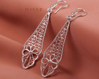 Waterdrop Earrings, Long Teardrop Earrings with Daisy, Daisy Earrings, Geometric Earrings, Statement Earrings, Traditional Earrings. Elegant