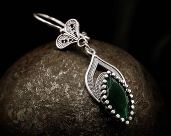 Filigree 925 Sterling Silver Heart Earrings with Horse Eye Synthetic Emerald Stone. Oxidized. Everyday Wear Gift Idea for Her Ethnic Elegant