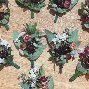Dried Flower Boutonniere