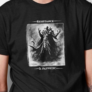 Mind Flayer T-Shirt: D&D Illithid Villain RPG Art Tee