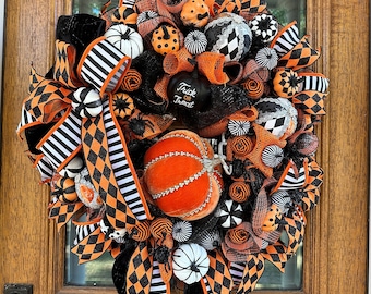 Halloween Pumpkin Wreath ,Front Door Decor, Elegant Pumpkin Wreath, Halloween Night, Trick or Treat, Halloween Party  Decor