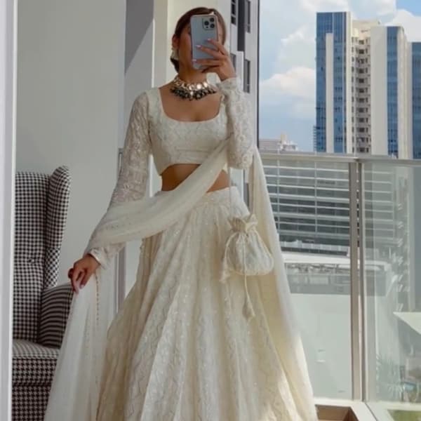 Choli Lehenga blanc pour femme prêt-à-porter Chania choli pour fille tenues de demoiselles d'honneur lehengas mariage designer indien lenghas sur mesure