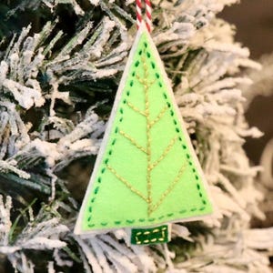 Décoration d&#39;arbre de Noël en feutre