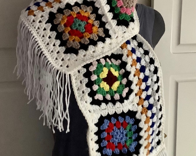 Chic scarf, hidden boho style crochet collar, hippie with grandmother's square, multicolor soft acrylic / cotton