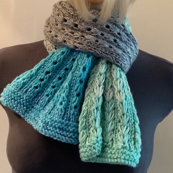Modèle unique.Chic écharpe ,fait main en tricot,laine acrylique doux avec lurex ,neuf ,idéal pour cadeau Pour femme.
