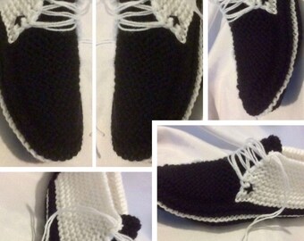 Shoe model, knitted ankle boots for adults, master class pattern in step-by-step photos with French tutorials in PDF format