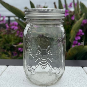 Ball Honey Bee Jar Limited Edition 16oz Clear Jar image 3