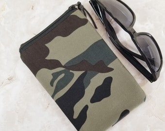 Unisex Camouflage Print Eyeglass Case for One Pair of Glasses - Men's Single Pocket Case - Tampon or Condom Case - Purse Organizer