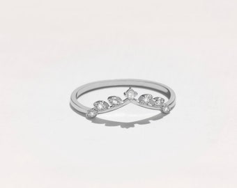 Diamond Chevron Wedding Band Ring / 14k Solid Gold V Shaped Ring for Women /  Dainty Chevron 0.06 Ct Diamond Ring Jewelry Gift for Women
