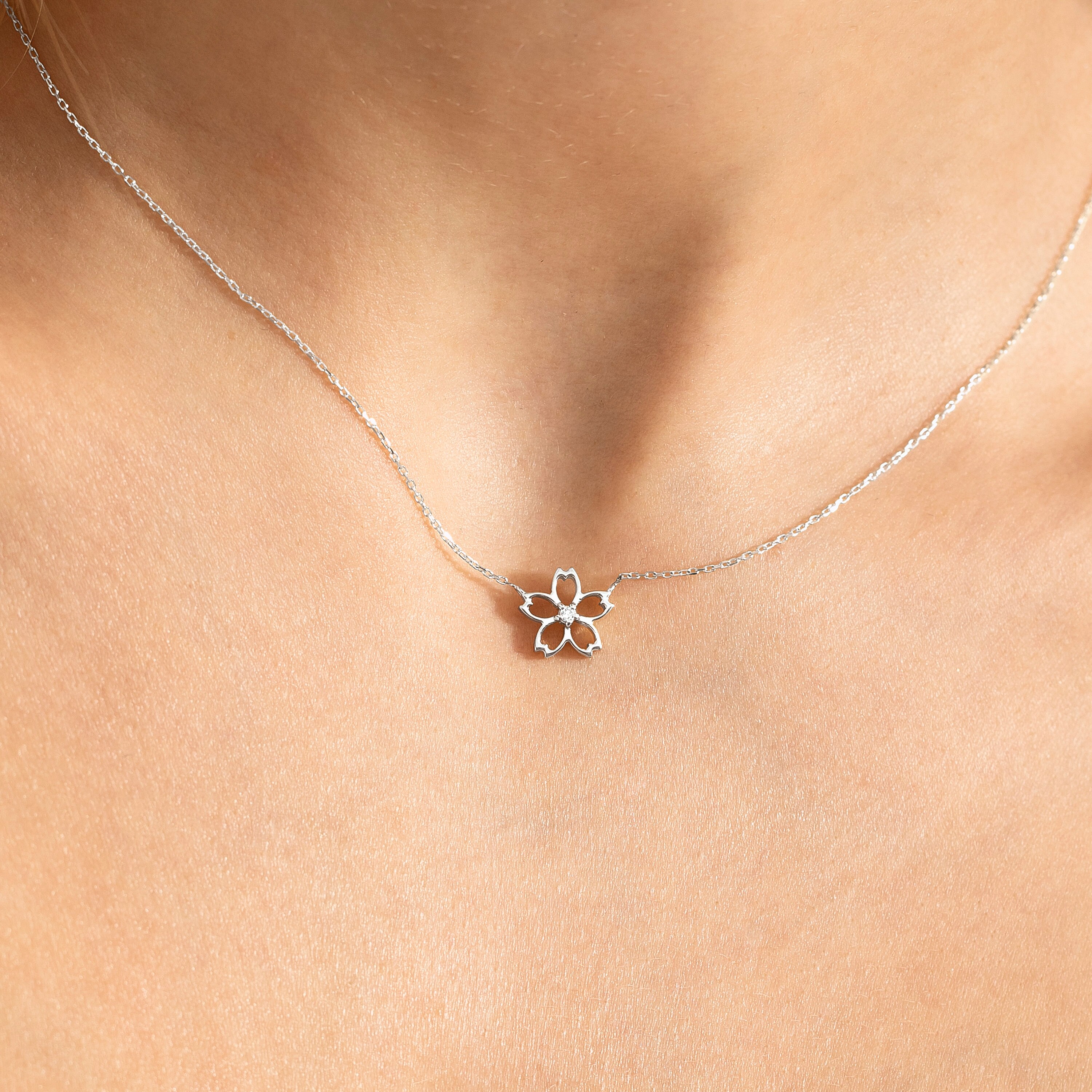 Daisy Necklace 14k Gold White Diamond Flower Pendant Jewelry for Women Dainty Cute Daisy Summer Necklace Simple Gold Everyday Jewelry Etsy