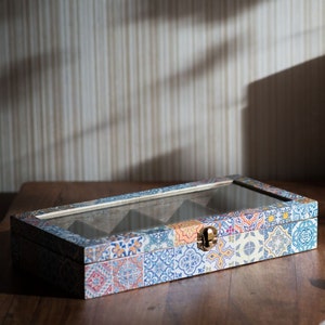 Tiles Teebox 8 Fächer, Geschenk für Tee, Holz Teebeutel Organizer Glasdeckel, Schmuckschatulle, neues Zuhause Geschenk, Tee-Liebhaber Geschenk