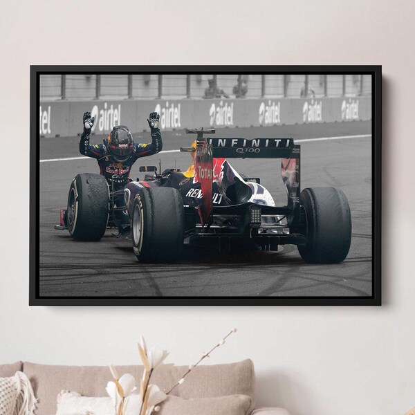 SEBASTIAN VETTEL, Arte da parete su tela incorniciata, Decorazione per ufficio/Arredamento per caverne umane/2023 Corse/Ritiro/Fast Driver Wall Art migliore tela fotografica%50