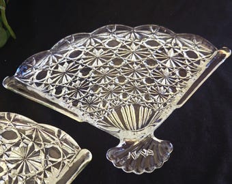Fan Shaped Daisy and Button Glass Trinket, Dresser Trays by Avon