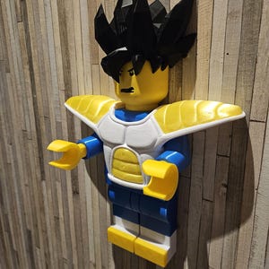 Statuina gigante dbz dragon ball vegeta idea regalo di carta igienica