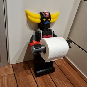 Character "Lego style" giant toilet paper goldorak