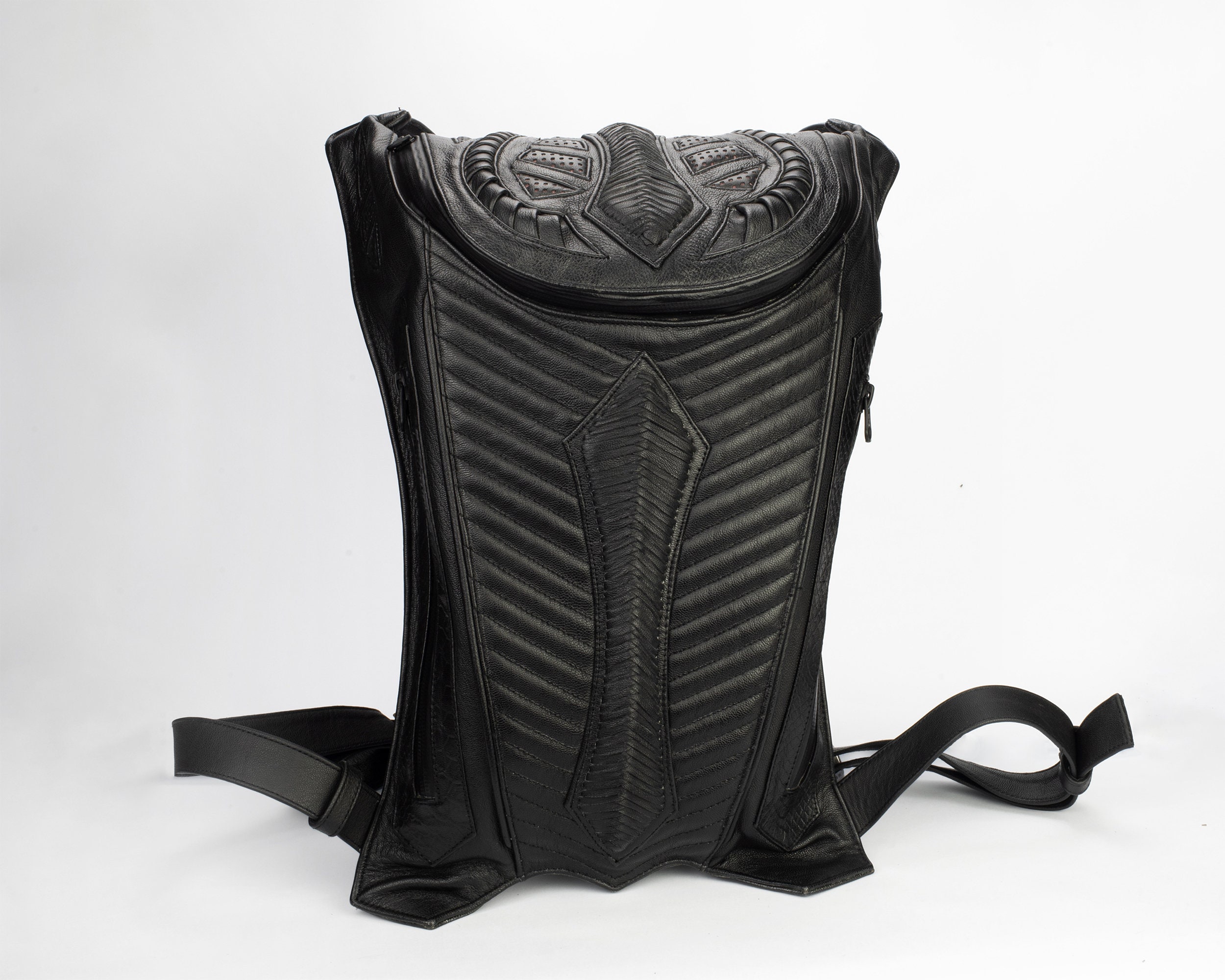 [SSERPE] ANCIENT SITE VAGABOND BAG ジムサック ナップサック SSERPE（セルぺ）の「韓国ブランド SSERPE セルペ VAGABOND BAG