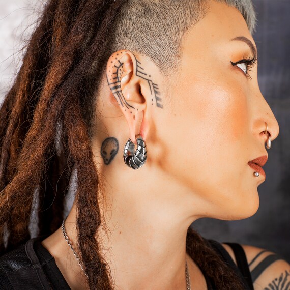 Ear Weights Hangers COBRA Silver Round Keyhole Hangers Gauge Ear