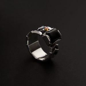 ANELLO IN OSSIDIANA NERA, anello da uomo in argento 925 con ossidiana nera, anello da donna in argento post-apocalittico d&#39;avanguardia, anello con pietra preziosa nera