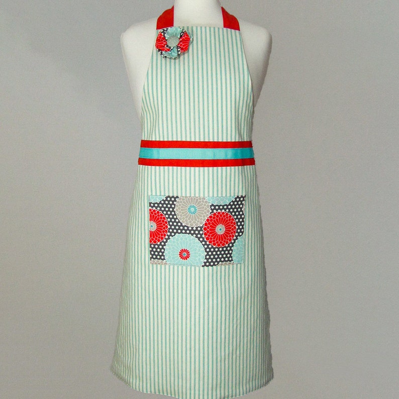 Charming Cheerful Unique Apron, Christmas Gift image 1