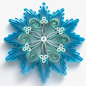 Stella di carta da 3,5", arte quilled, fiocco di neve quilled, ornamento natalizio, decorazione natalizia, arte sospesa, mandala quilled, arte 3D, arte di carta