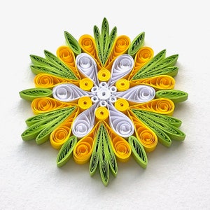 Stella di carta da 3,7", arte quilled, fiocco di neve quilled, ornamento natalizio, decorazione natalizia, arte sospesa, mandala quilled, arte 3D, arte di carta