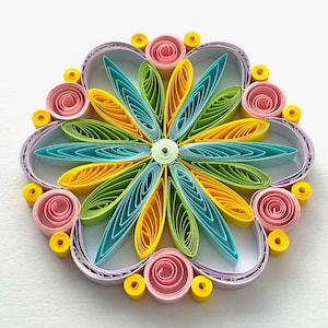 Stella di carta da 2,8", arte quilled, fiocco di neve quilled, ornamento natalizio, decorazione natalizia, arte sospesa, mandala quilled, arte 3D, arte di carta