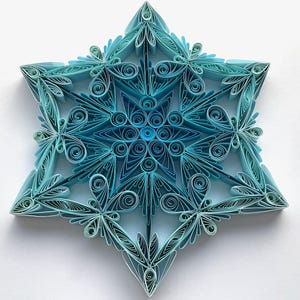 Stella di carta da 6,7", arte quilled, fiocco di neve quilled, ornamento natalizio, decorazione natalizia, arte sospesa, mandala quilled, arte 3D, arte di carta