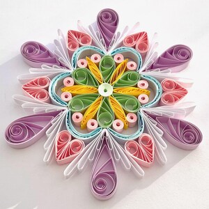 Stella di carta da 3,5", arte quilled, fiocco di neve quilled, ornamento natalizio, decorazione natalizia, arte sospesa, mandala quilled, arte 3D, arte di carta