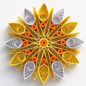 Stella di carta da 2,6", arte quilled, fiocco di neve quilled, ornamento natalizio, decorazione natalizia, arte sospesa, mandala quilled, arte 3D, arte di carta