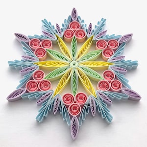 Stella di carta da 4,3", arte quilled, fiocco di neve quilled, ornamento natalizio, decorazione natalizia, arte sospesa, mandala quilled, arte 3D, arte di carta