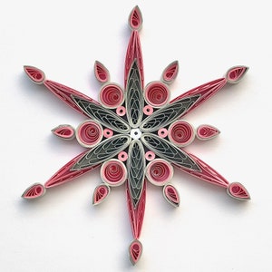 Stella di carta da 4,5", arte quilled, fiocco di neve quilled, ornamento natalizio, decorazione natalizia, arte sospesa, mandala quilled, arte 3D, arte di carta