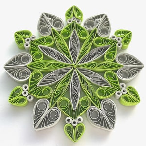 Stella di carta da 3,1", arte quilled, fiocco di neve quilled, ornamento natalizio, decorazione natalizia, arte sospesa, mandala quilled, arte 3D, arte di carta