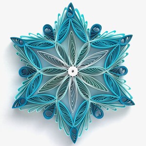 Stella di carta da 3,5", arte quilled, fiocco di neve quilled, ornamento natalizio, decorazione natalizia, arte sospesa, mandala quilled, arte 3D, arte di carta